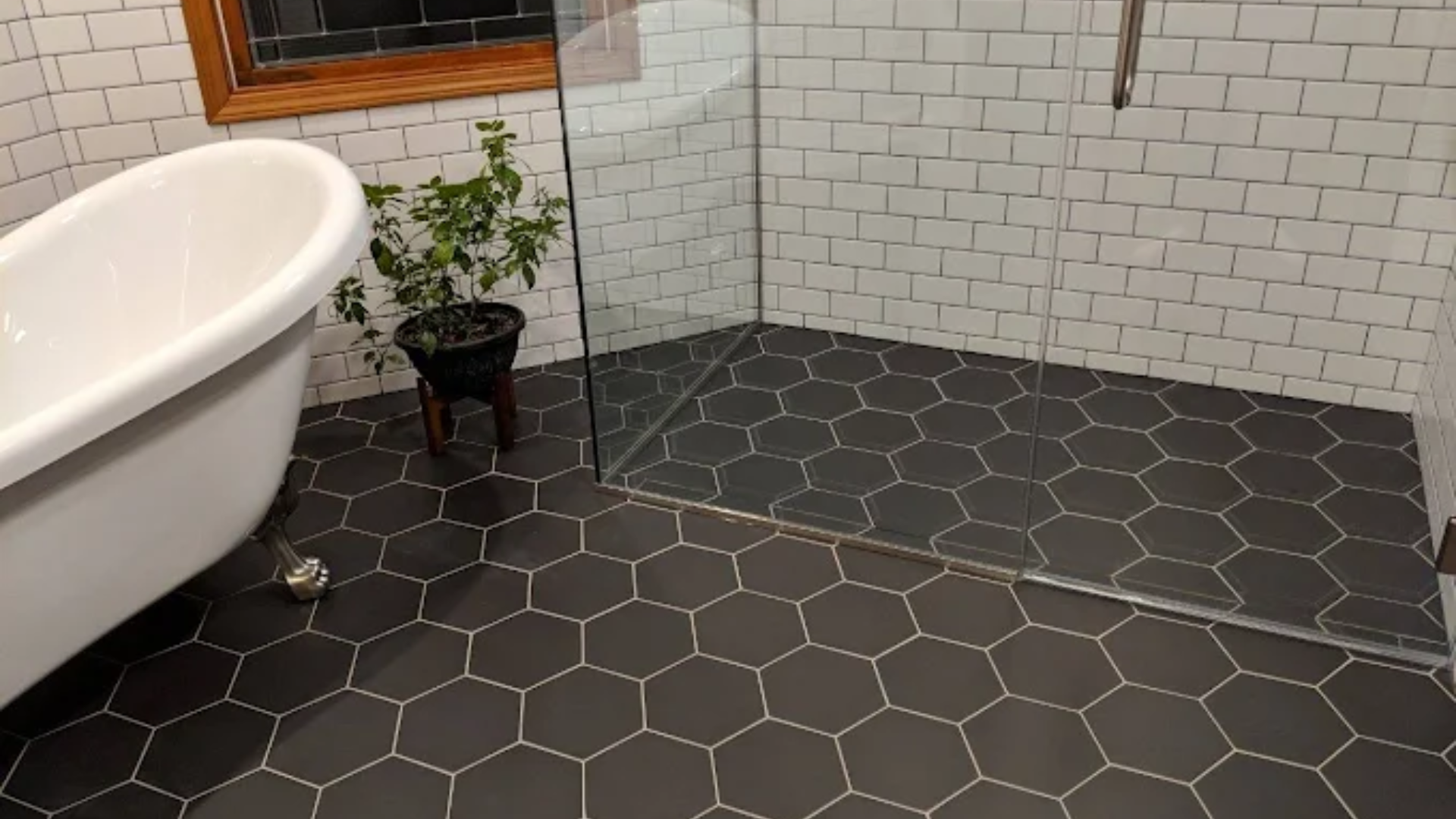 bathroom tile flooring and tile backsplash in Highland, IL